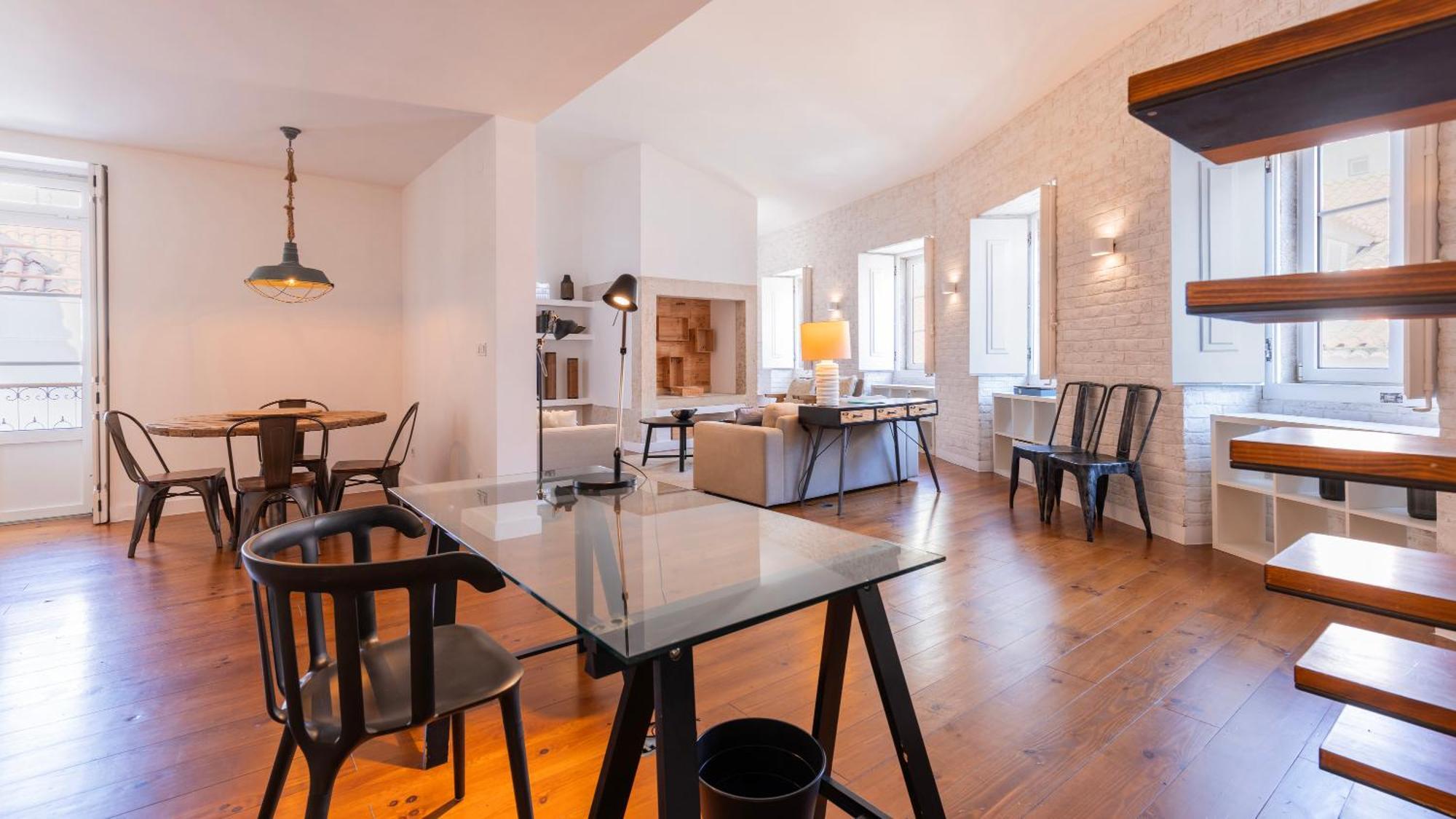 Charming 3Bdr Duplex In City Center By Lovelystay Лиссабон Экстерьер фото