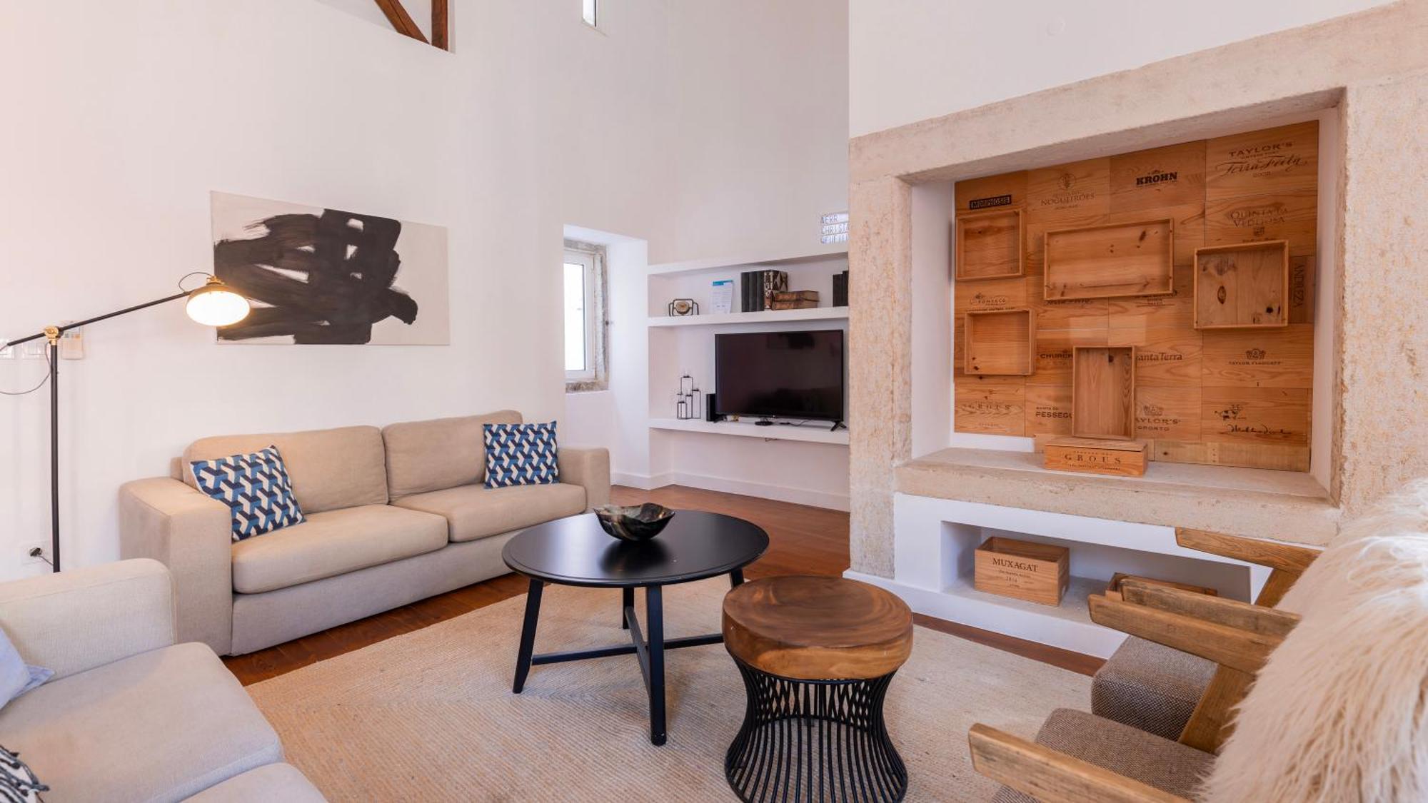 Charming 3Bdr Duplex In City Center By Lovelystay Лиссабон Экстерьер фото