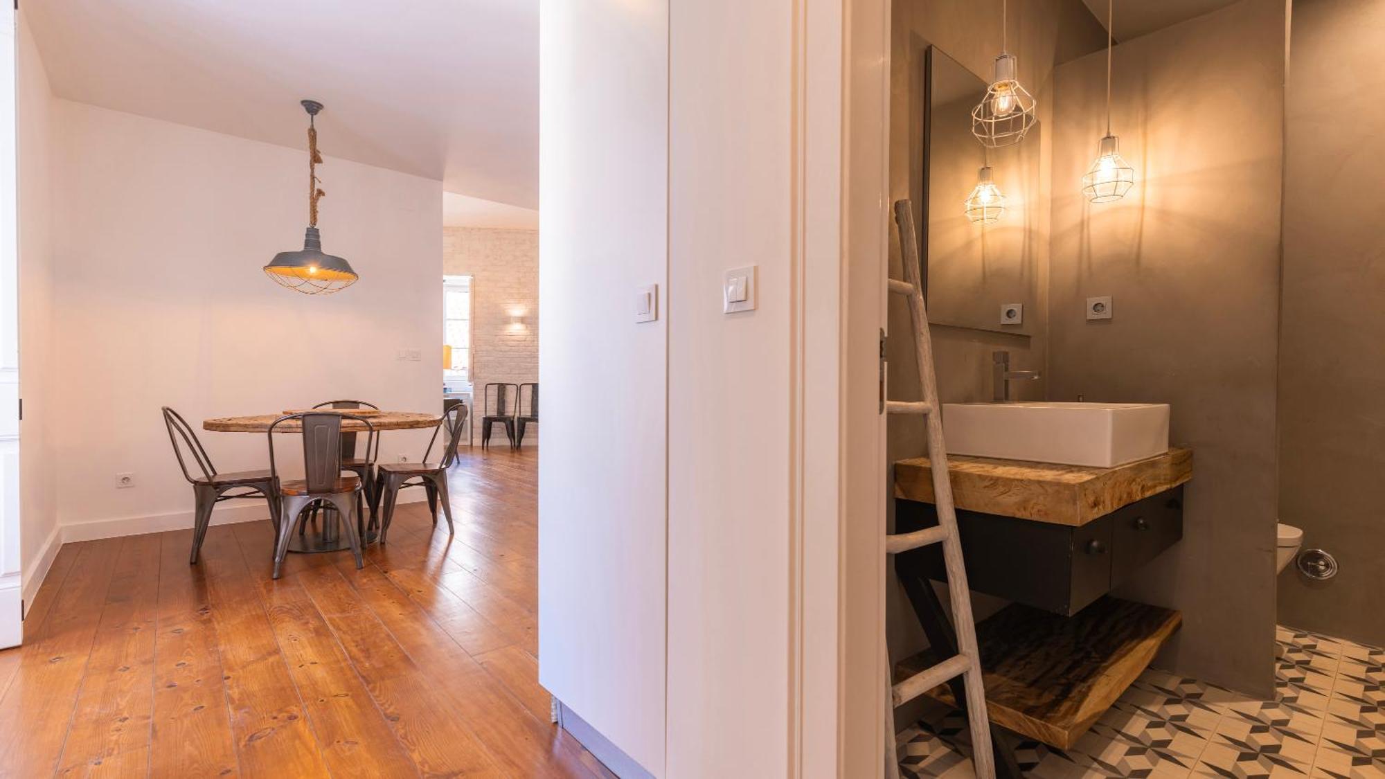 Charming 3Bdr Duplex In City Center By Lovelystay Лиссабон Экстерьер фото